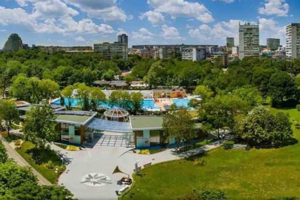 Hot Cosy And Spacious Flat Near Sea Garden *